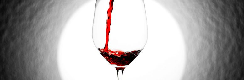 Lee más sobre el artículo Fernando Onega: “El buen vino es para mí un objeto de culto”