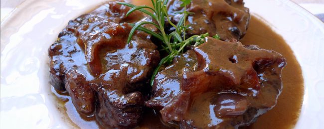 Read more about the article Recipe of the week: Tail in red wine and rosemary aroma