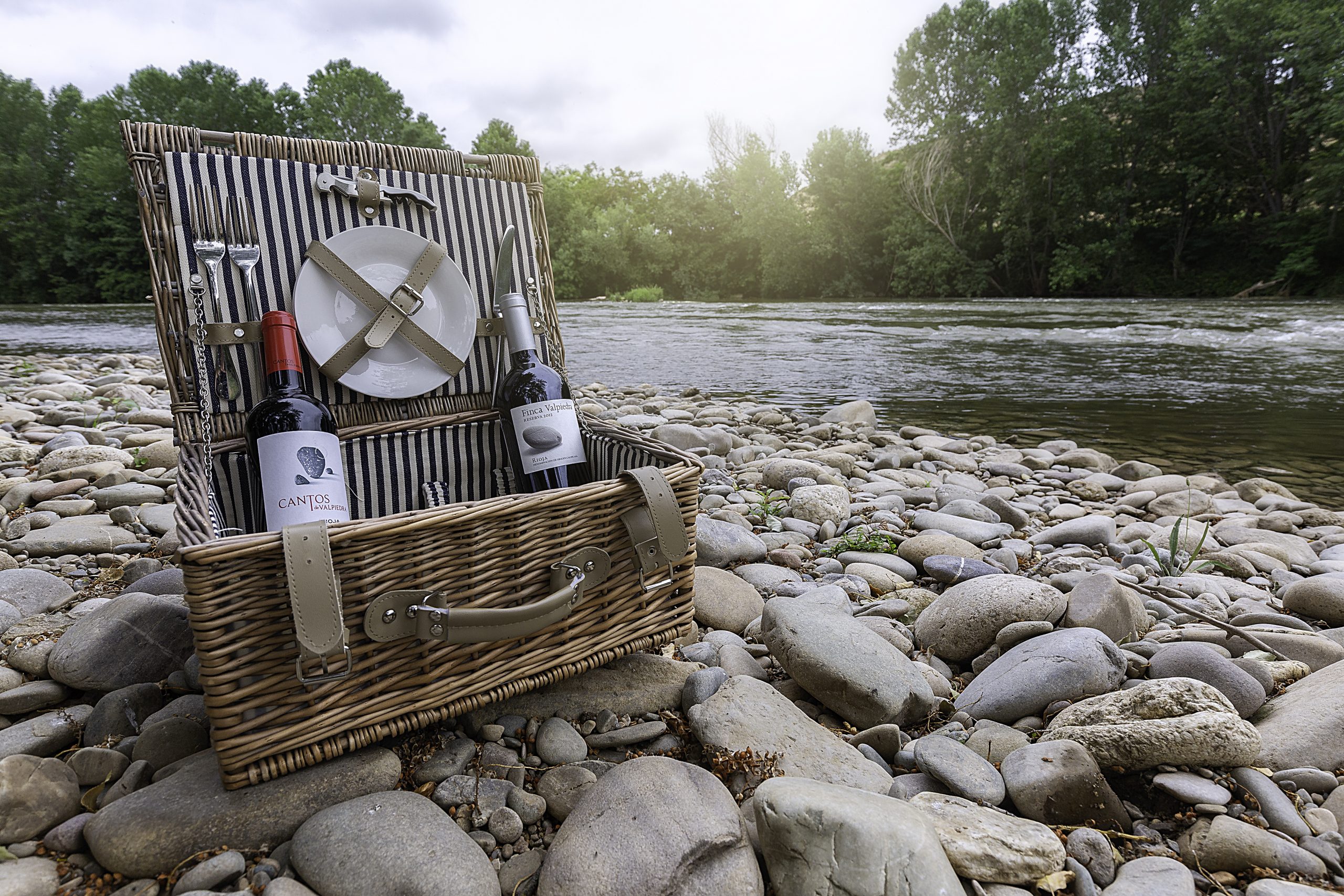 Flavours of the Ebro: Tasting and picnic by de Riverside (80 €/person) - Image 5